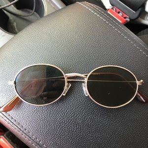 Oval Gold Metal Frame Sunglasses